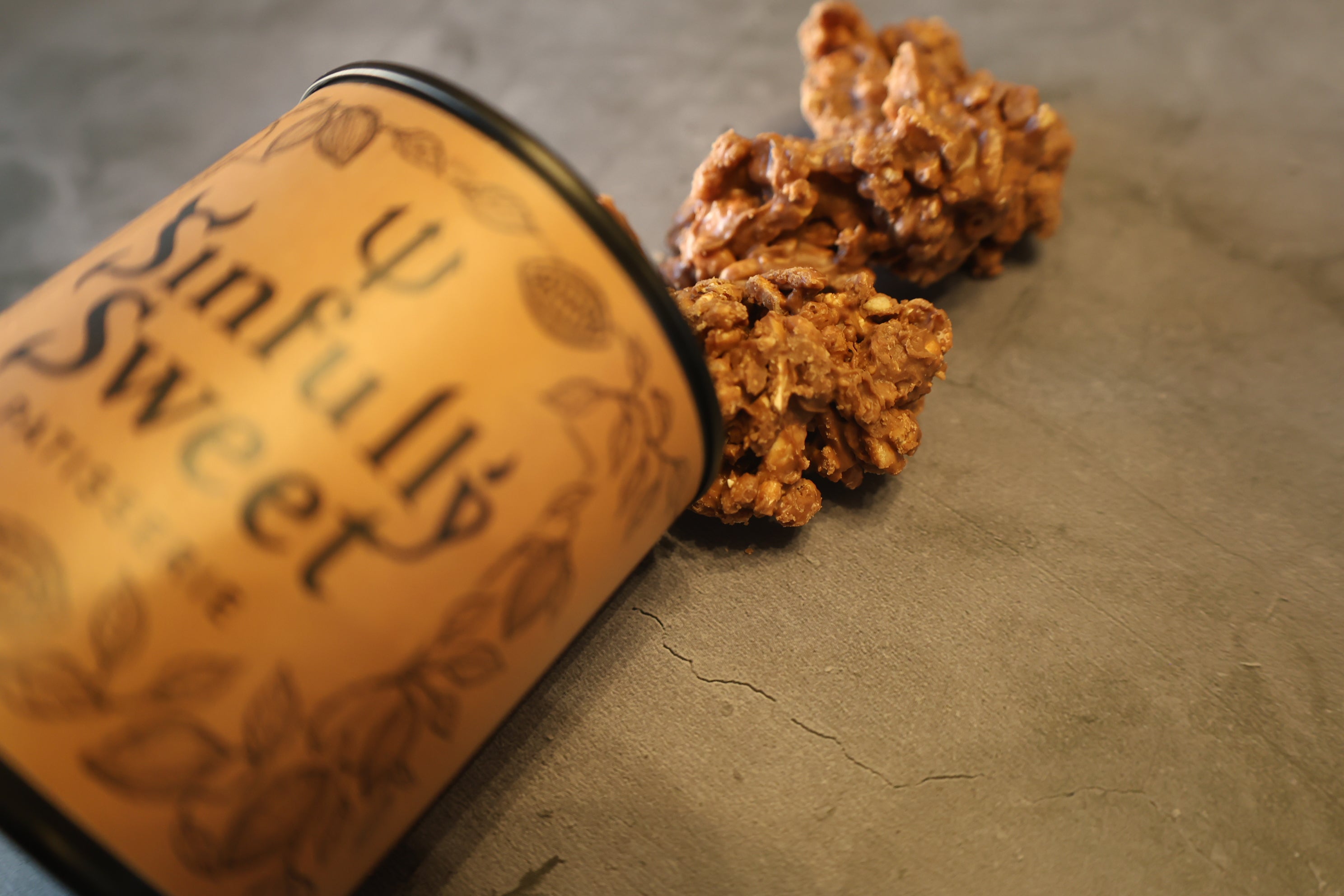 almond rocher Swiss